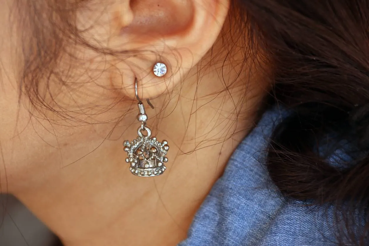 Un piercing lobe