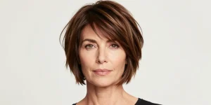 Coupe courte dégradée effilée : les tendances idéales pour rajeunir votre visage